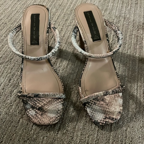 Snake print strappy heels - Picture 1 of 5